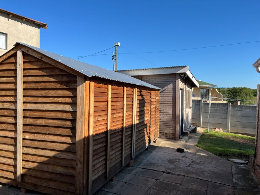 4 Bedroom Property for Sale in Heuwelkruin Eastern Cape